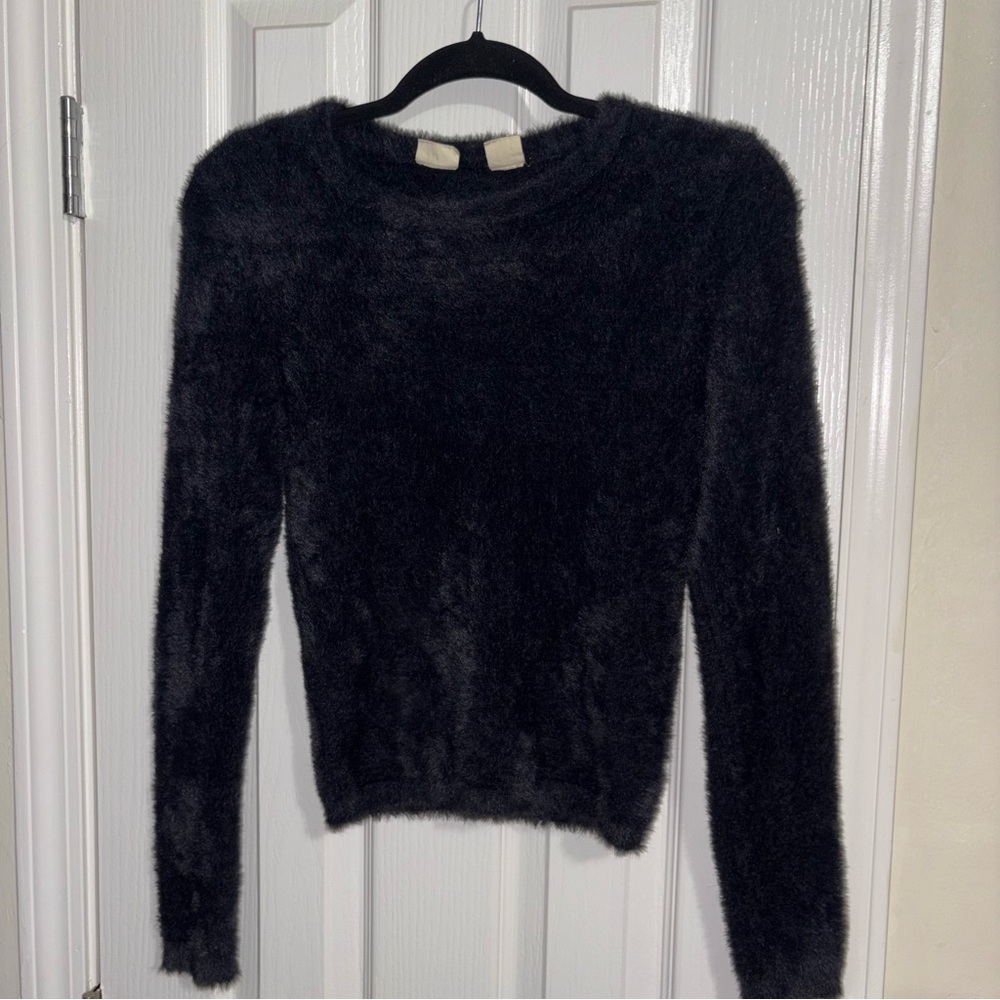 Levi's Black Fuzzy Cropped Crew Neck Sweater